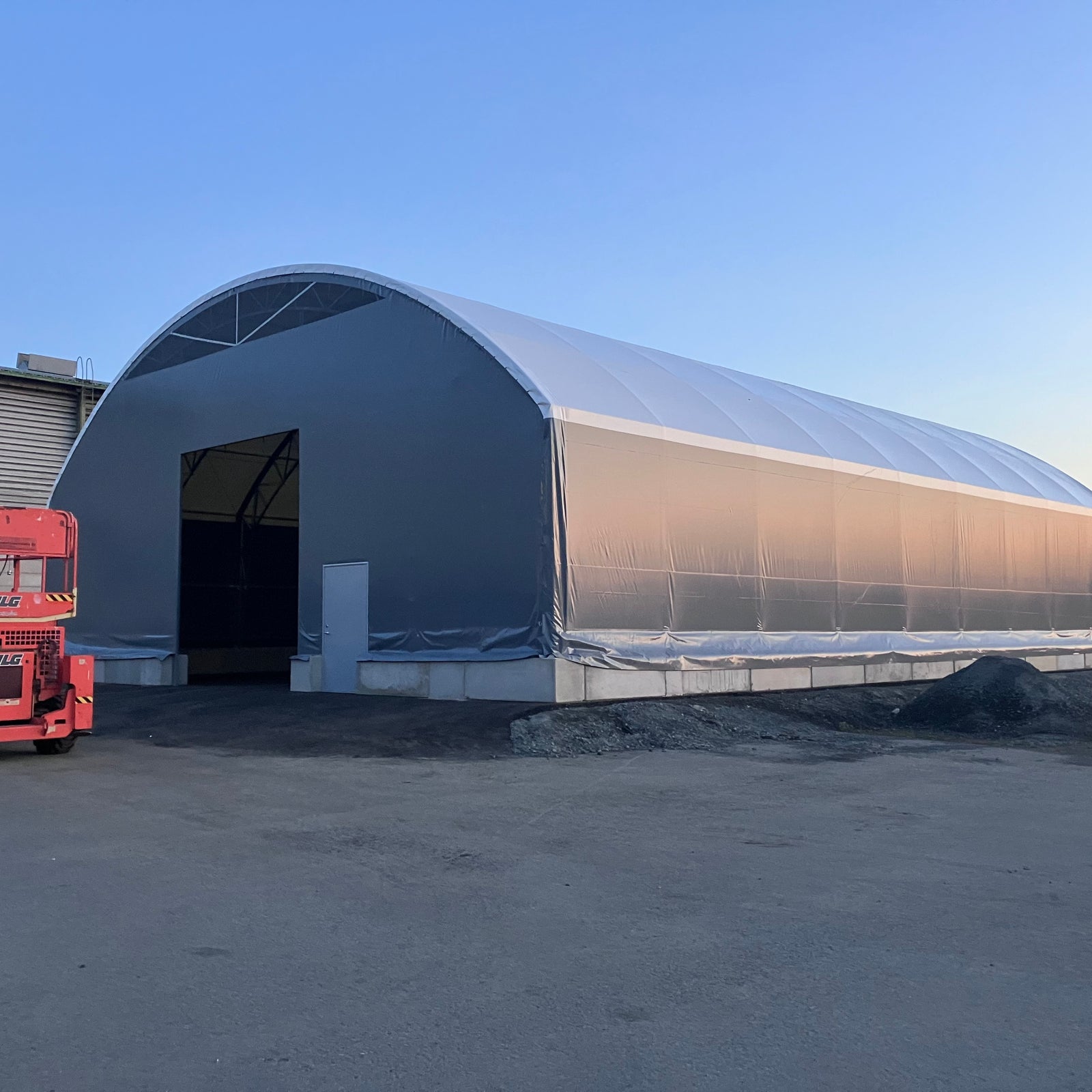 Landtek Hall 16x35x4 - Landtek
