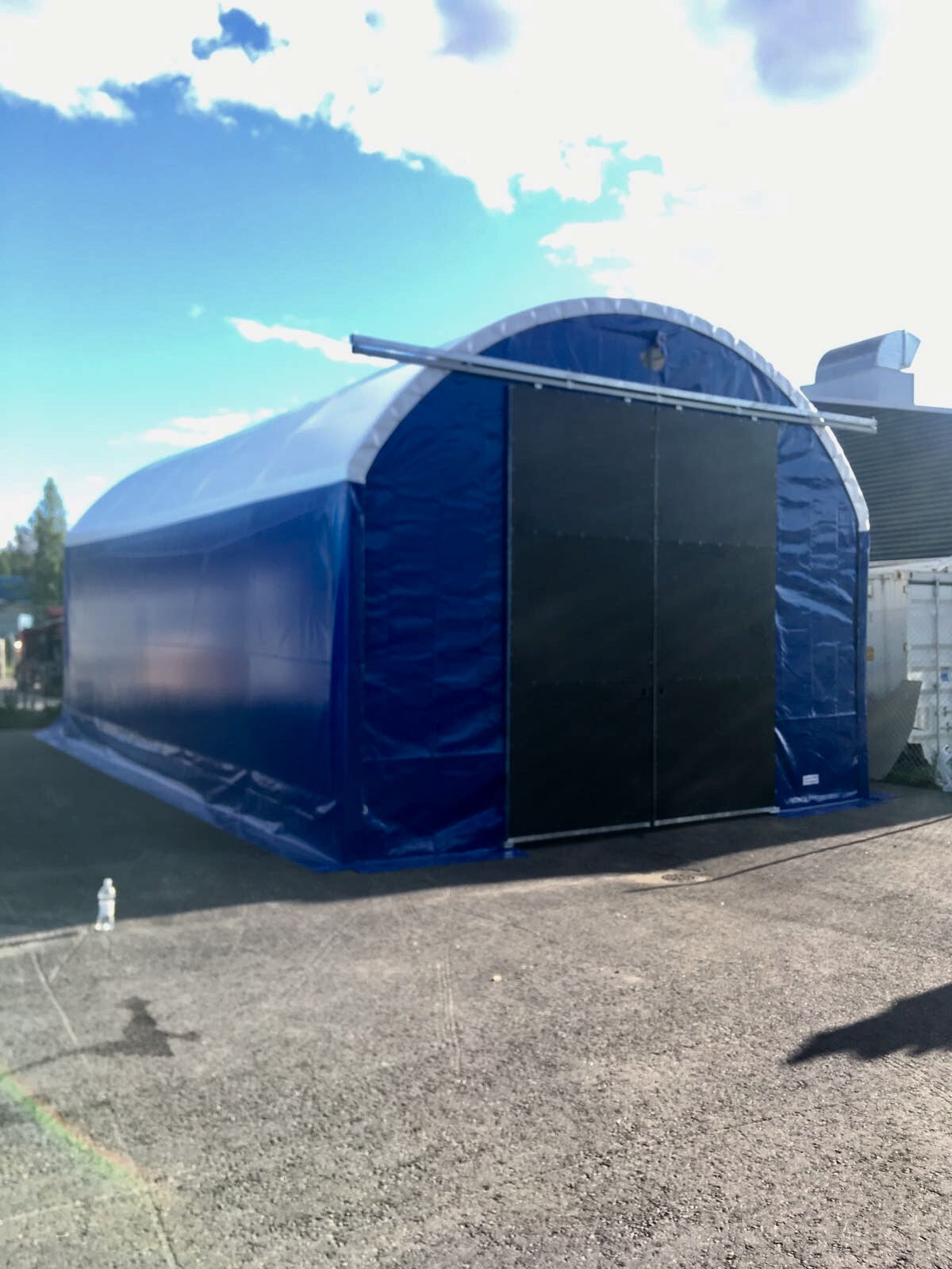 Landtek Hall 8×12,5×3 - Landtek