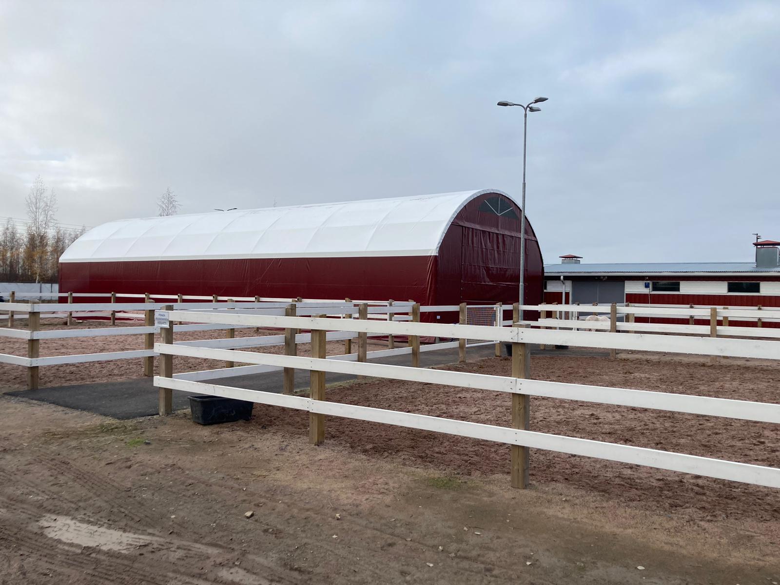 Mini Maneesi 10x30m - Landtek