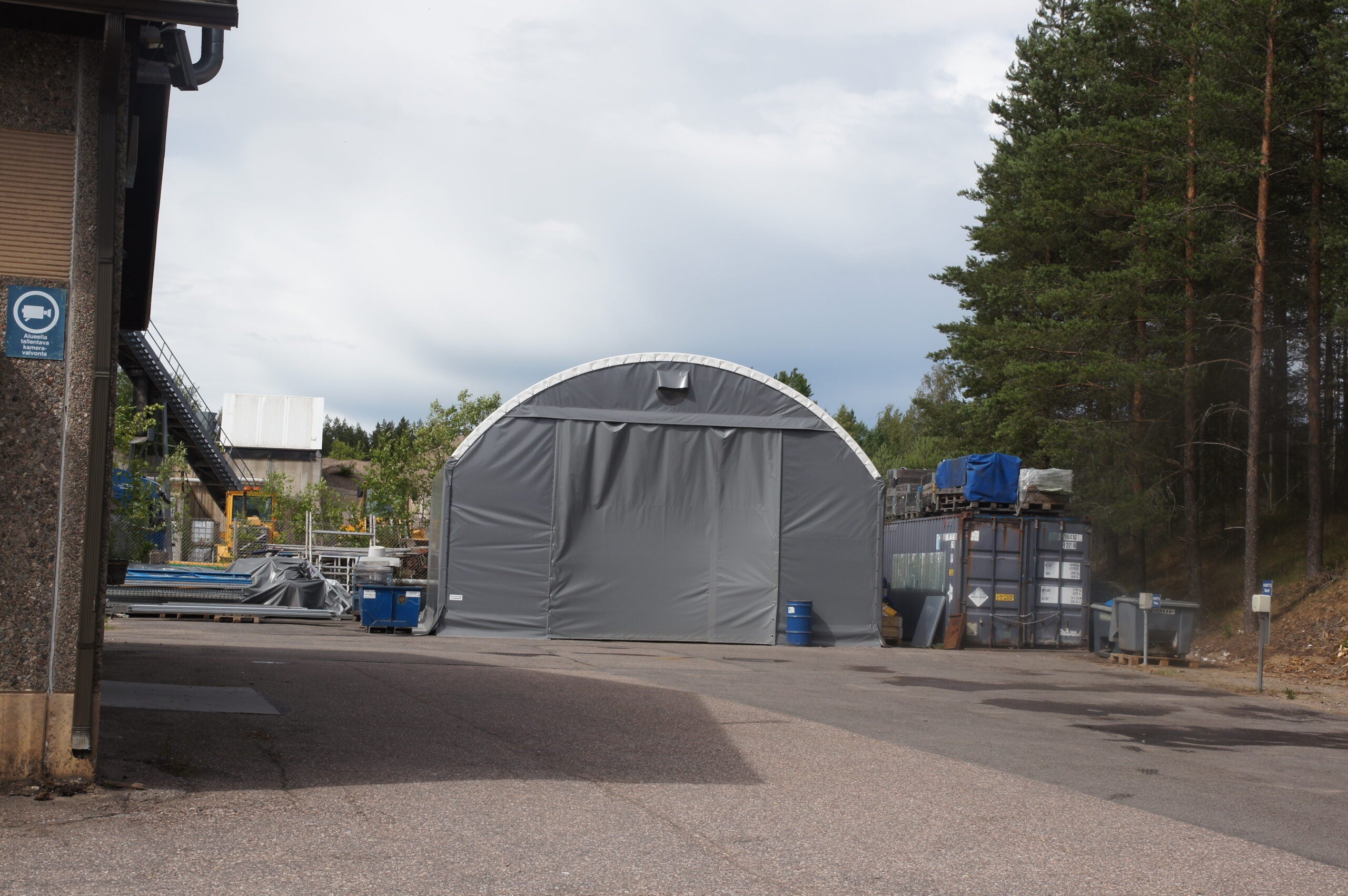 Landtek kalustosuoja 8×7,5m - Landtek