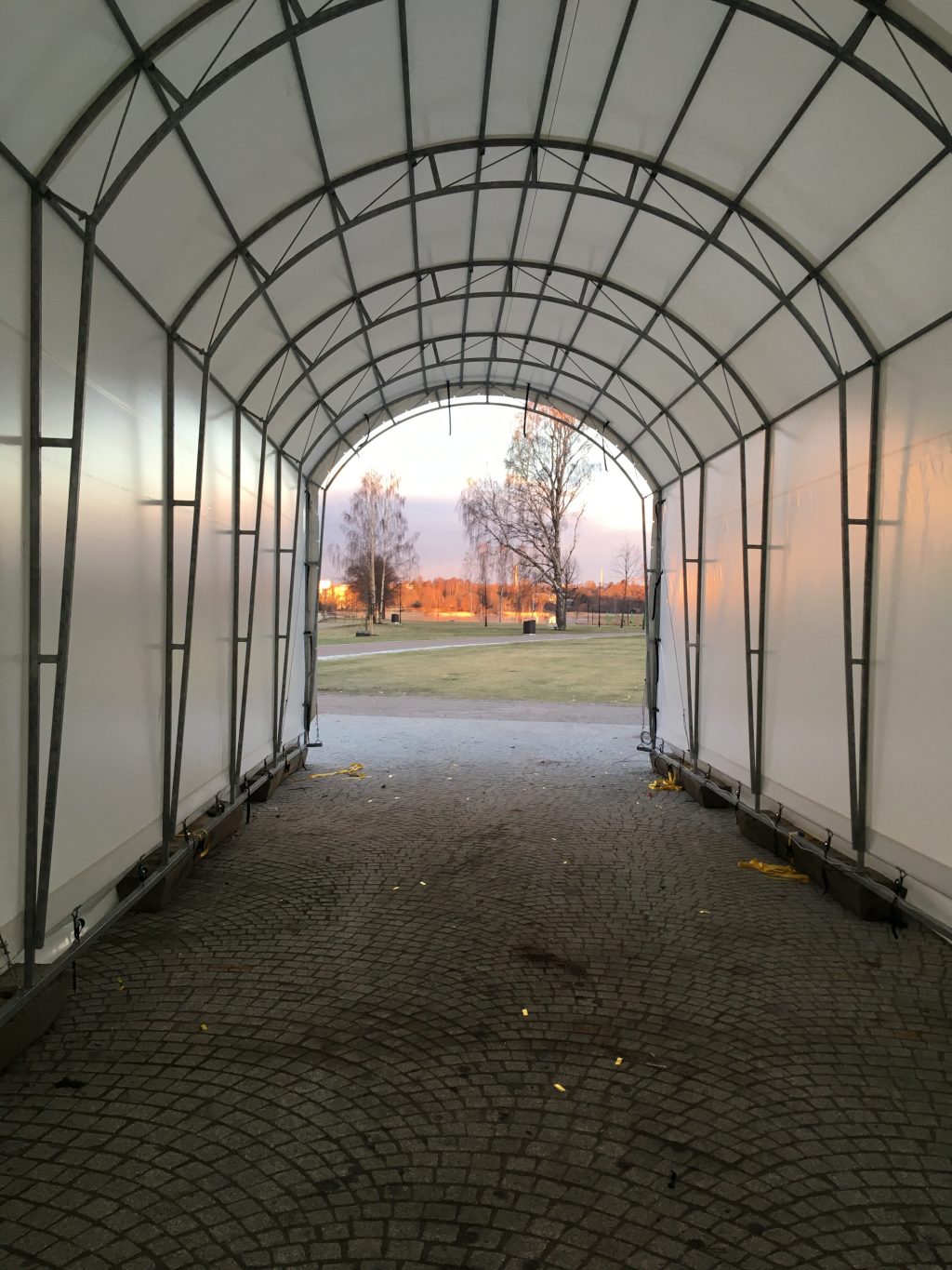 Landtek Hall 4×10 venesuoja - Landtek
