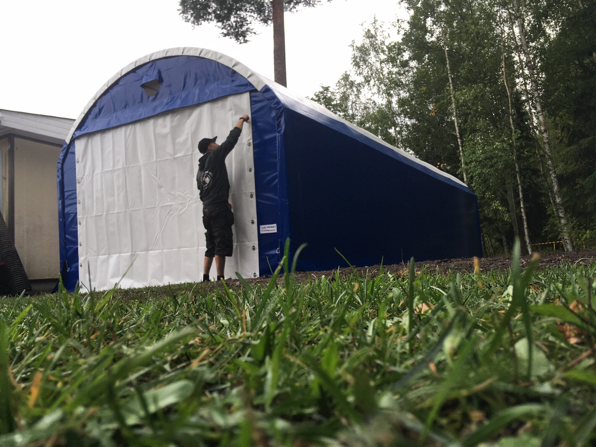 Pressutalli Landtek Hall pitkä 4x10x2 - Landtek