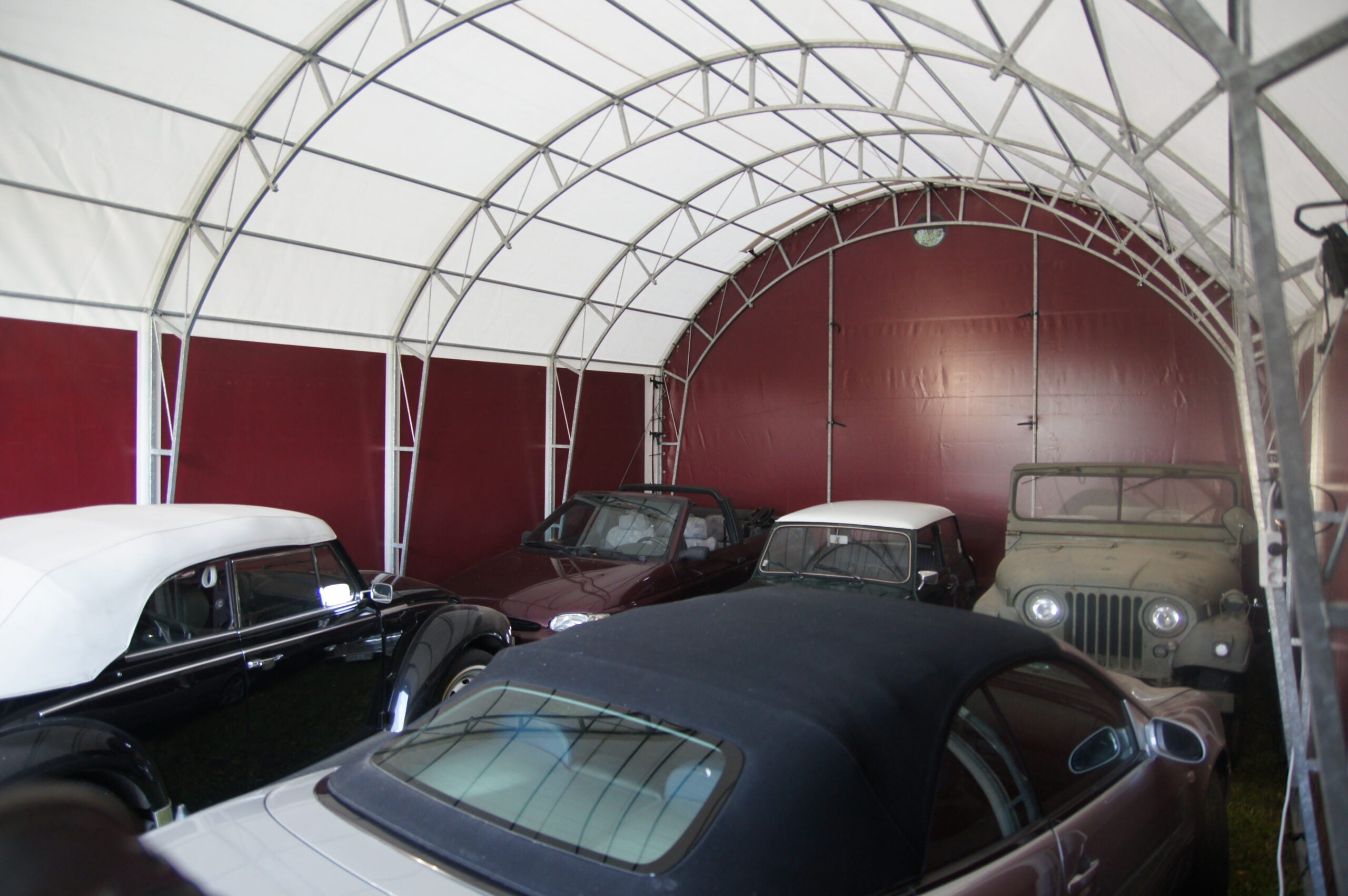 Landtek sääsuojahalli 6x10x2,5m. Pihavarasto traktoreille ja muulle kalustolle - Landtek