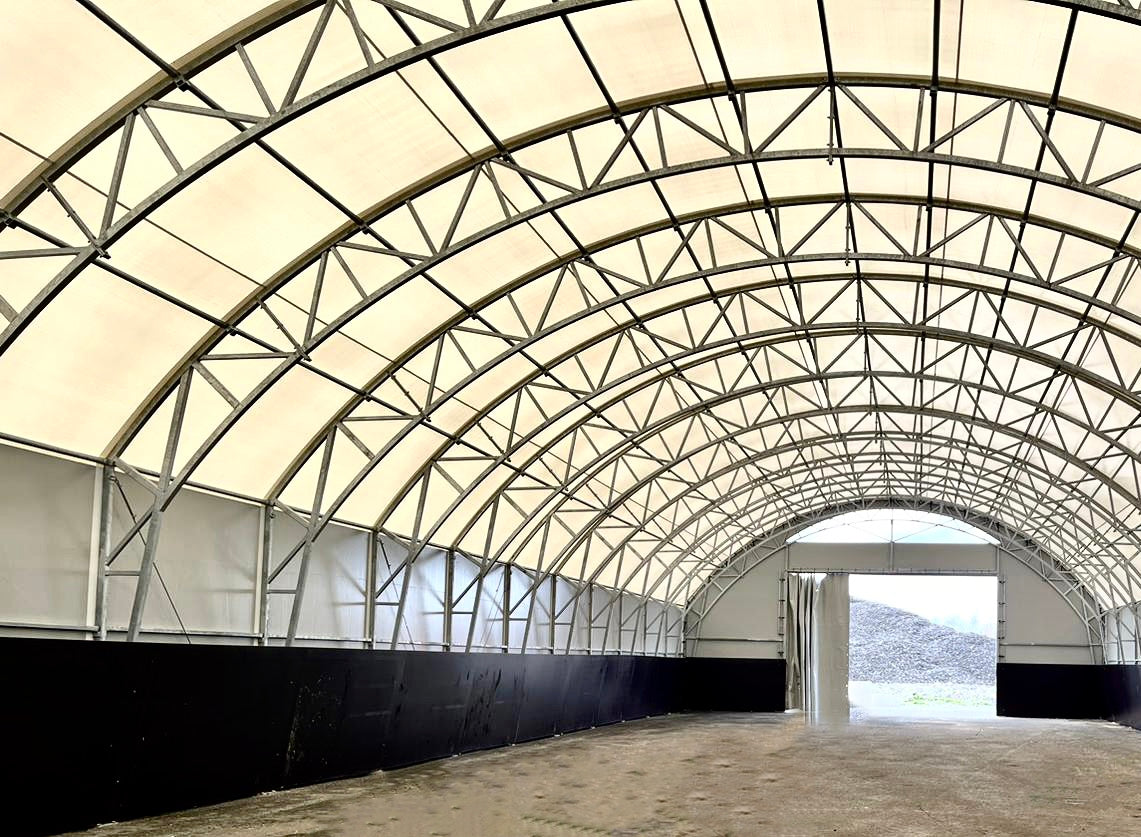 Mini Maneesi 10x30m - Landtek