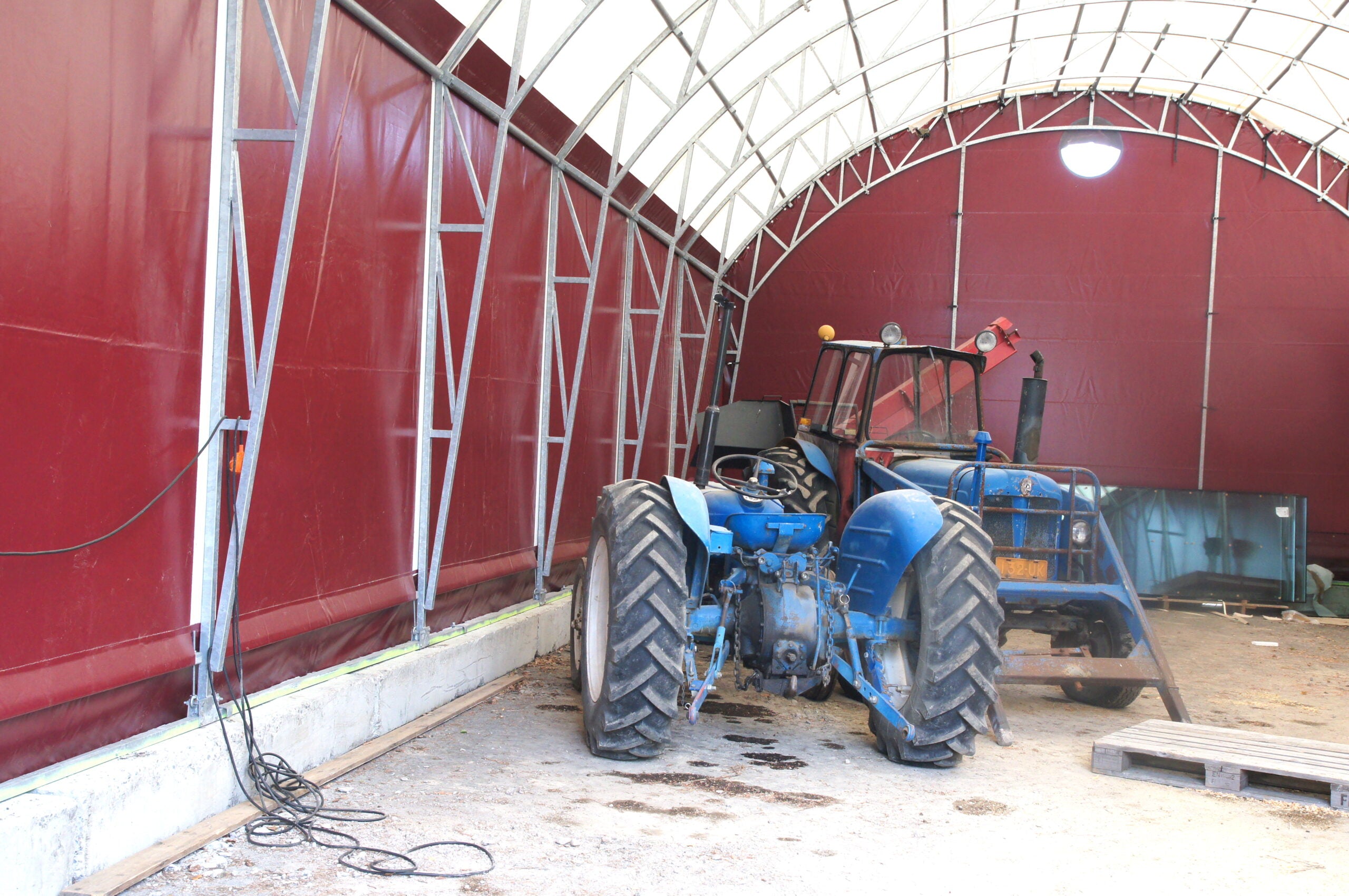 Landtek Hall Pressuhalli 10×12,5×3,5m - Landtek