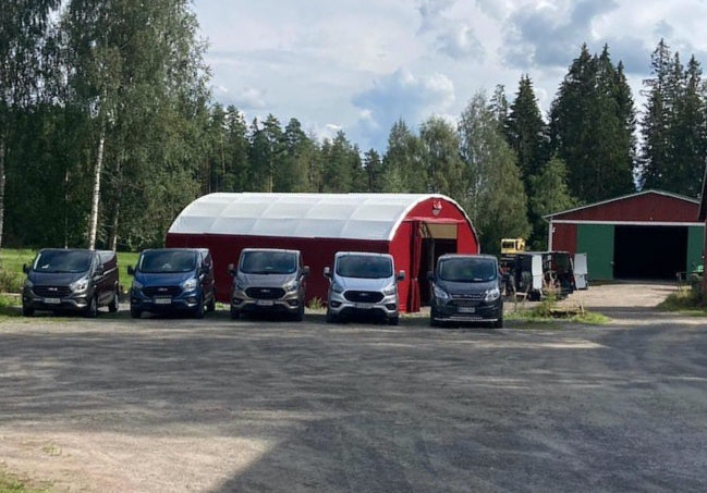 Varastomyymälä 8x15x2,5 kahdella sivuovella - Landtek