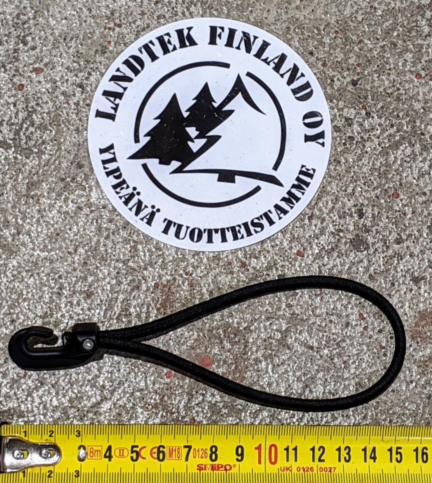 Pressun kiinnityslenkki muovikoukulla, musta 17cm - Landtek
